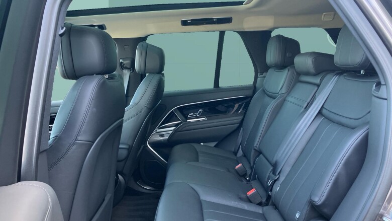 Land Rover Range Rover 3.0 P460e SE 4dr Auto Estate